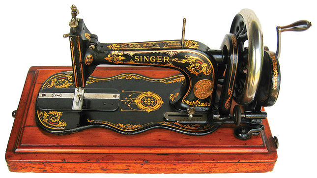 Antique Sewing Machine Singer 1800-Early 1900’s Original Family Immaculate